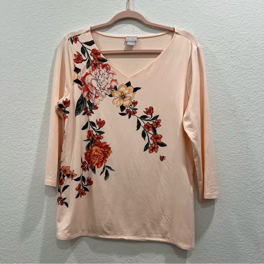 Chicos Womens Touch of Cool Tee Size 1 or Medium‎ Peach Floral 3/4 Sleeve V-Neck